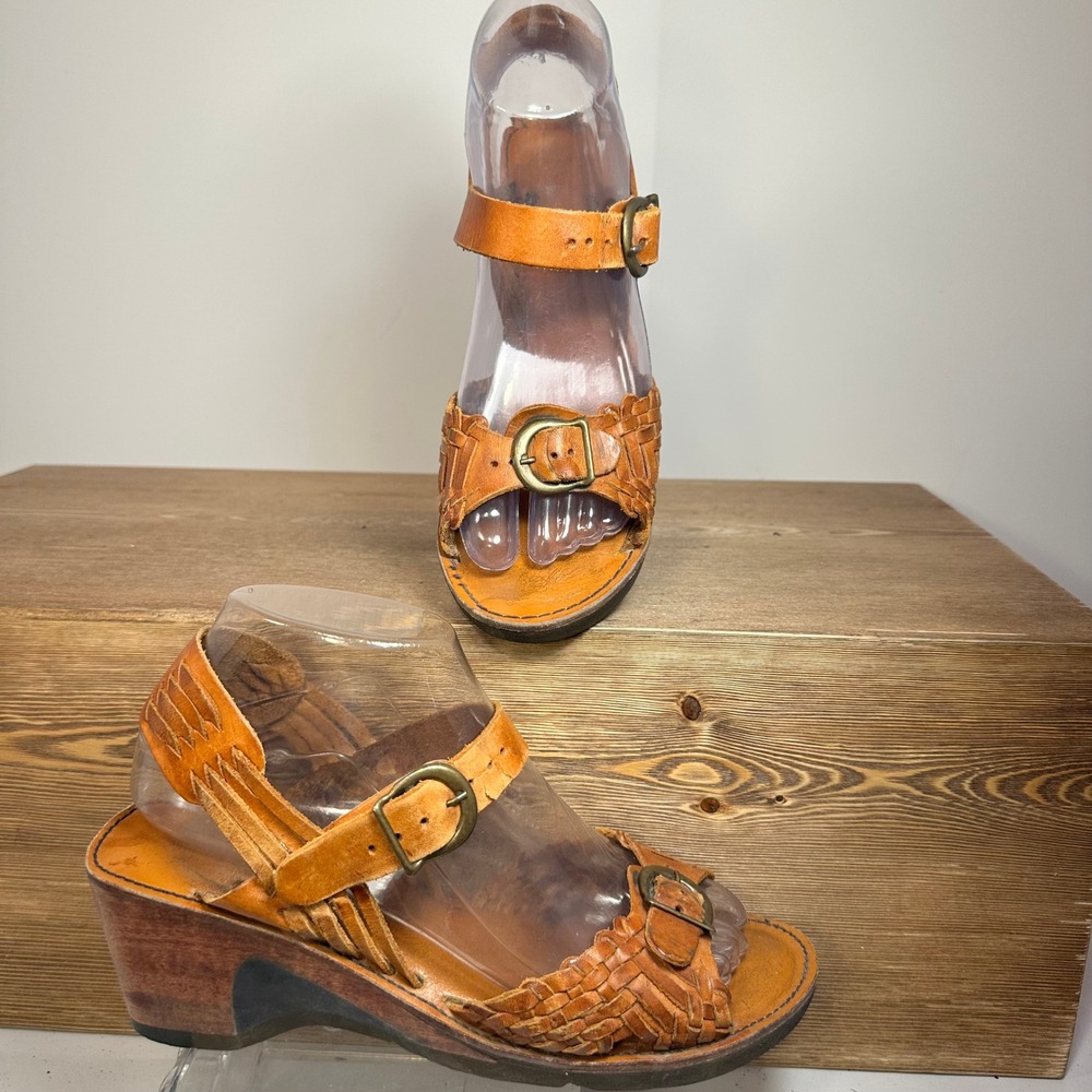 VTG Handmade Huarache Sandals Women 7.5 Woven Leather Wood Heel Boho Artisan 70s